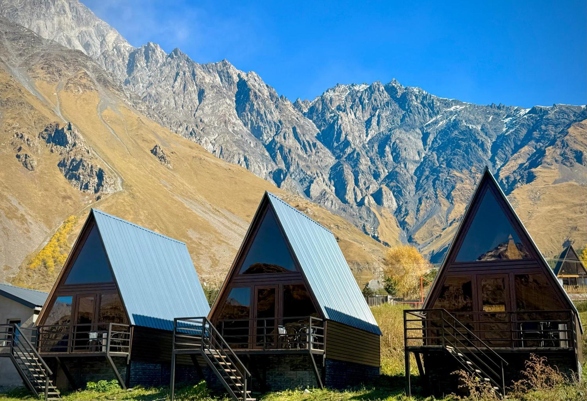 Cottages Dila Stepantsminda Exterior foto