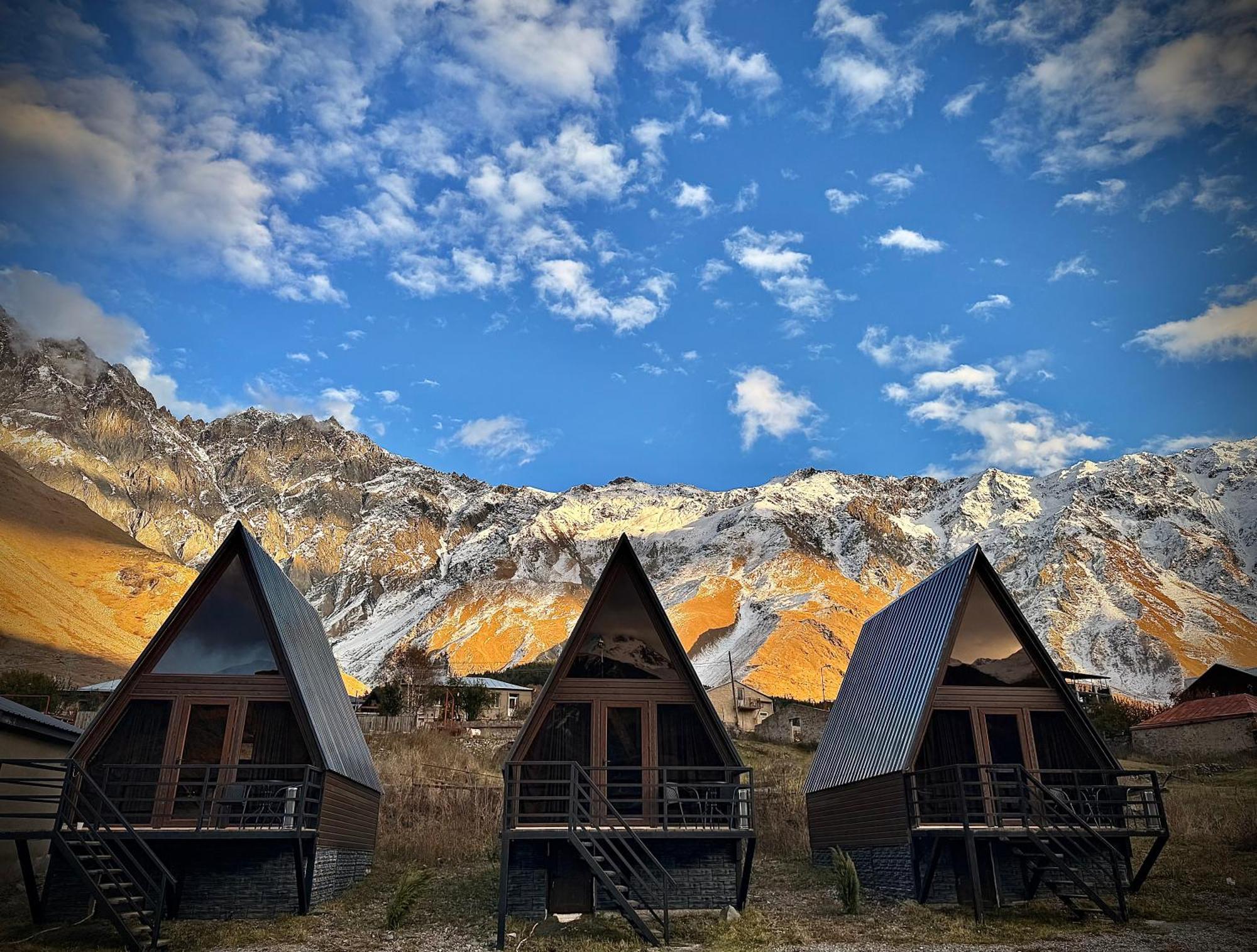 Cottages Dila Stepantsminda Exterior foto